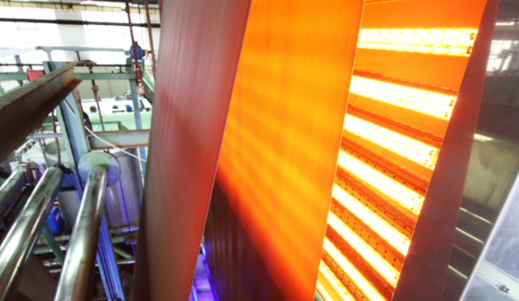 Engineering the Optimal Infrared Spectrum for Reggiani PET Blowing Systems